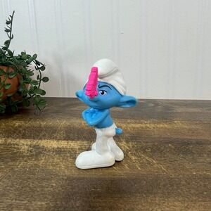 THE SMURFS 2 GROUCHY 3" ACTION FIGURE TOY  PEYO 2011 (PRE-OWNED)